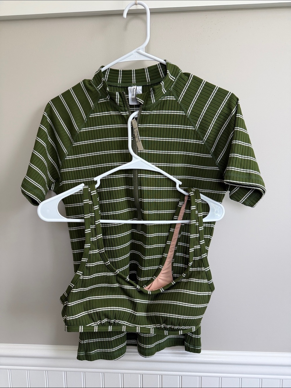 Women’s Olive Green Striped Short-Sleeve rash guard and bikini top NWT